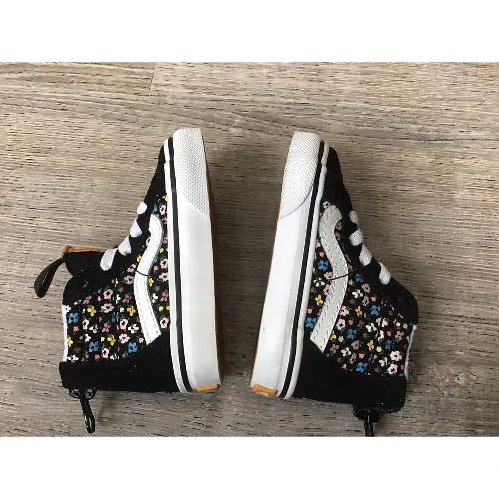 Vans Sk8-Hi Zip Ditsy Floral Black/Multi Toddler Size 4 Sneakers Zip Back